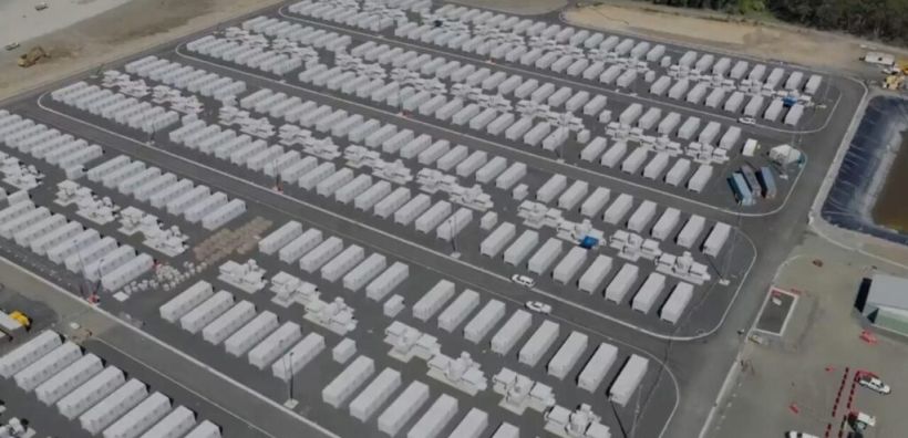Σε εμπορική λειτουργία η μεγαλύτερη μονάδα μπαταριών της Αυστραλίας