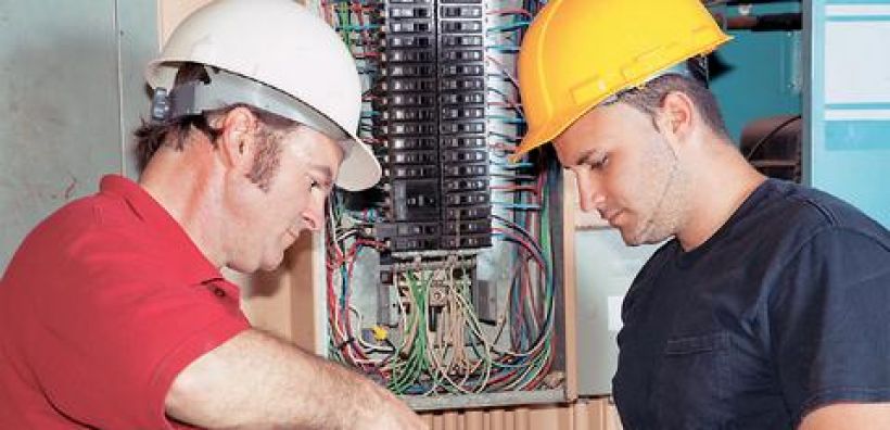 122 εποχικές προσλήψεις στη ΔΕΗ και 112 στον ΑΔΜΗΕ