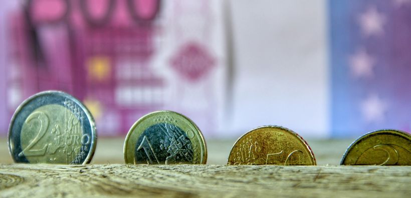 Συνάλλαγμα: Ενισχύεται 0,13% το ευρώ, στα 1,0864 δολάρια