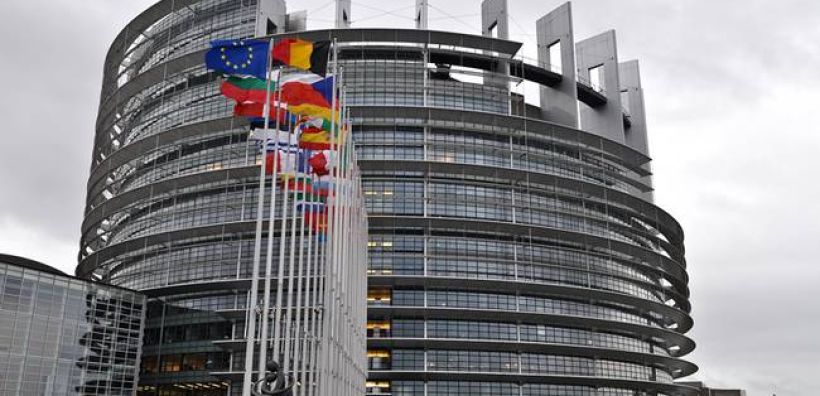 Αύριο η πρώτη συζήτηση στην Ευρωβουλή για τη δέσμη μέτρων της ΕΕ για την «καθαρή ενέργεια»