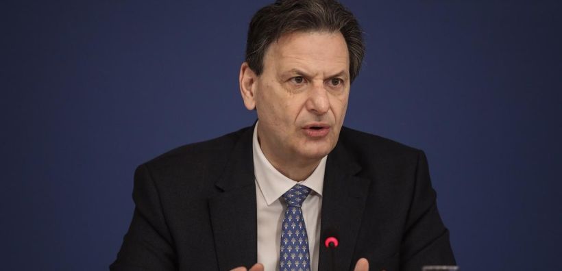 Ταμείο Ανάκαμψης: Αίτημα Σκυλακάκη προς ΕΕ για επιπλέον 5 δισ. ευρώ με στόχο έργα ΑΠΕ και εξοικονόμησης