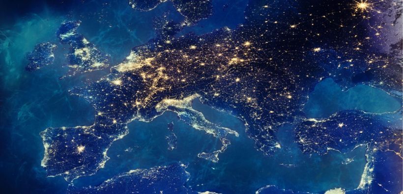 Μεταρρύθμιση της αγοράς ηλεκτρικής ενέργειας: Τα σχέδια της Κομισιόν για τη νέα Λευκή Βίβλο – Οι πρώτες πληροφορίες