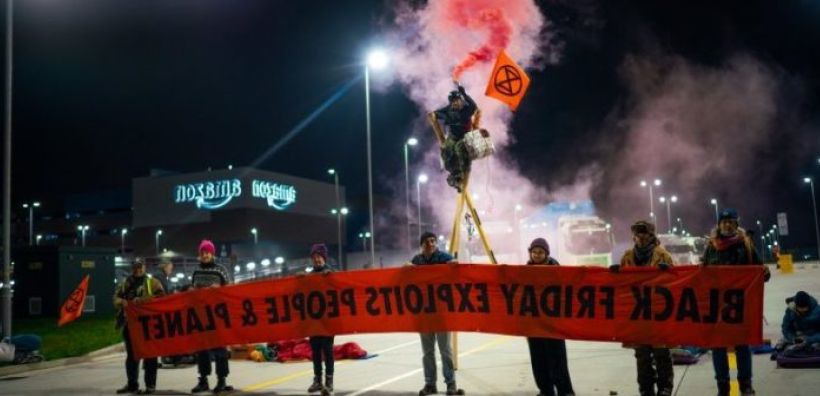 Η Amazon στόχος ακτιβιστών κατά της κλιματικής αλλαγής και απεργιών στην Ευρώπη