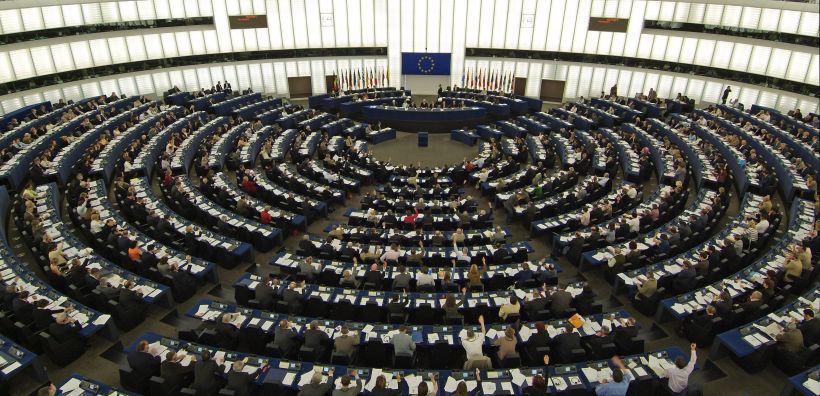  Η ευρωβουλή "αδειάζει" τον Μπαρόζο για τους στόχους του 2030