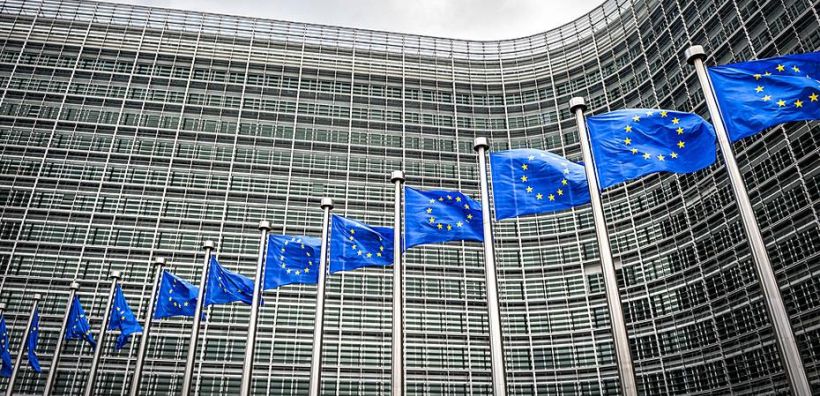 Κομισιόν: Στο 2,2% ο πήχης για την ανάπτυξη στην Ελλάδα