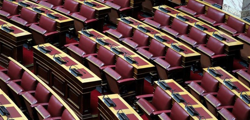 Εντάσεις μεταξύ του νομοσχεδίου για τη ΡΑΕ και της νομολογίας του ΣτΕ διαπιστώνει το Επιστημονικό Συμβούλιο της Βουλής
