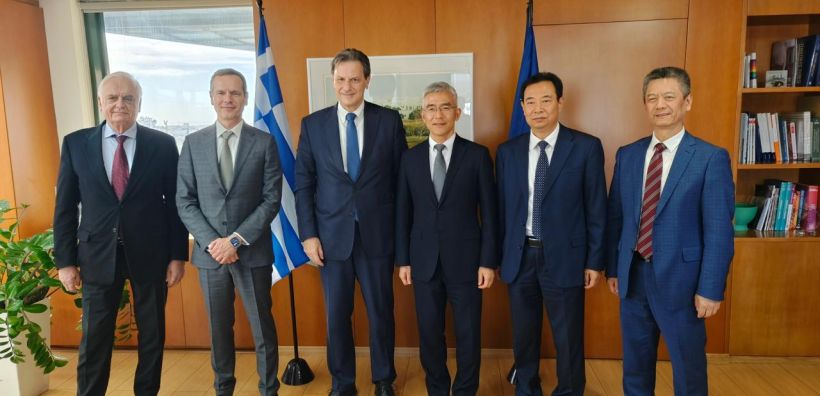 Με την ηγεσία του ΥΠΕΝ συναντήθηκαν ΑΔΜΗΕ-State Grid - Στο επίκεντρο διασυνδέσεις και ανάπτυξη των ΑΠΕ