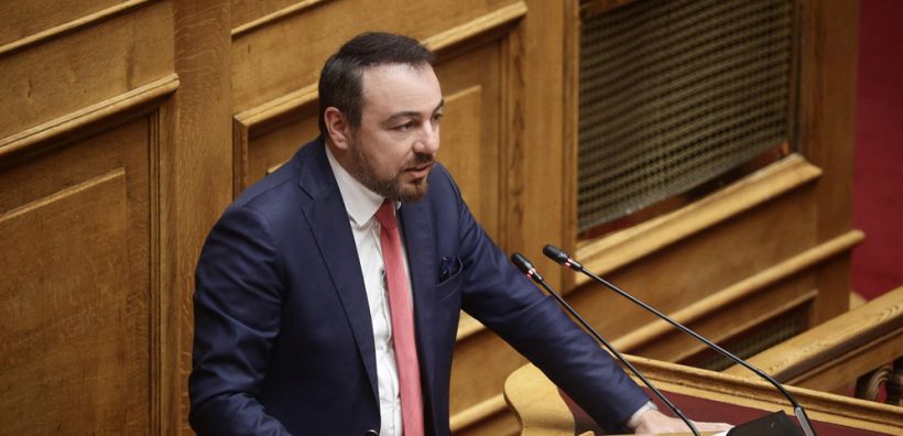 Παρασύρης: Στο Νταβός διαφημίζονται ενεργειακές λεωφόροι, ενώ η χώρα παραμένει ενεργειακά απομονωμένη