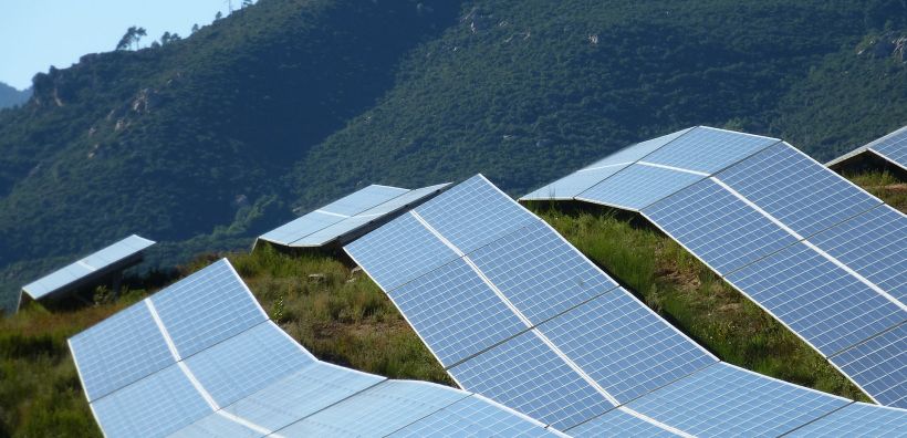 H SolarKapital συνεχίζει την επέκτασή της στην Ελλάδα και το 2024 μέσω της εξαγοράς 12 φωτοβολταϊκών