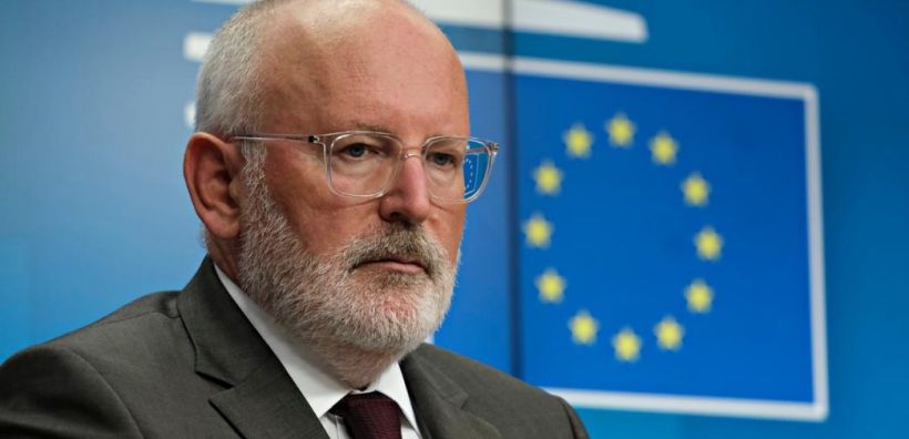 Τίμερμανς: Να είμαστε ανοιχτόμυαλοι για το Σύμφωνο Σταθερότητας