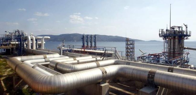 «Ο καθείς με τα όπλα του» - Στη μάχη για την αυριανή κατάθεση προσφορών οι δύο μνηστήρες του ΔΕΣΦΑ