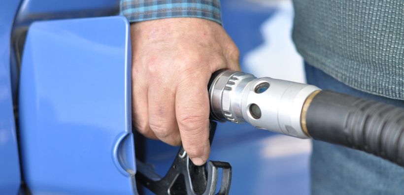 Υποχρεωτική η ενημέρωση της ΑΑΔΕ για παρανομίες των πρατηρίων, από τις εταιρείες εμπορίας 