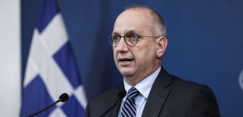 Οικονόμου για σχόλιο Τσίπρα: Μόνο στη σχολή των "Tsipronomics" θα μπορούσαν να κάνουν τέτοιους υπολογισμούς