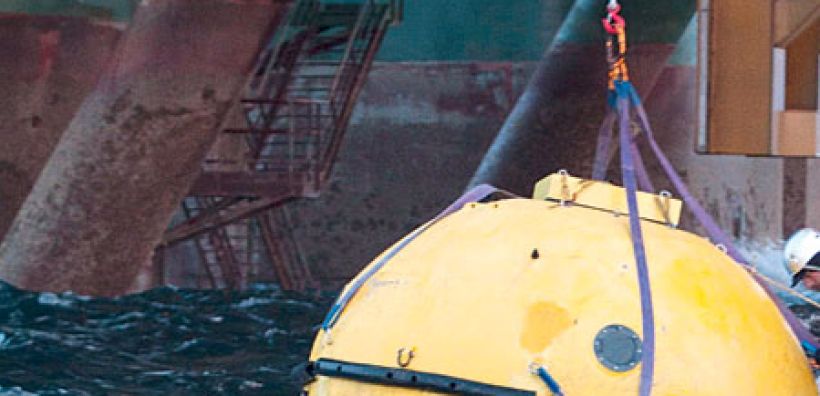 Greenpeace: Υπό κράτηση για 2 μήνες οι 8 ακτιβιστές του Arctic Sunrise