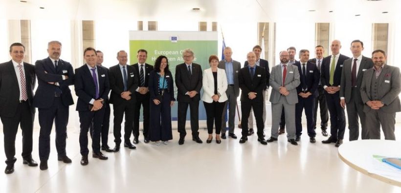 Βιομηχανία ηλεκτρολυτών της ΕΕ: Αύξηση της δυναμικότητας για παραγωγή 10 εκατ. τόνων ανανεώσιμου υδρογόνου ως το 2030