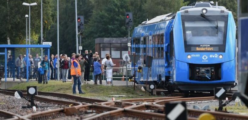 Το πρώτο τρένο υδρογόνου στον κόσμο ταξιδεύει στη Γερμανία