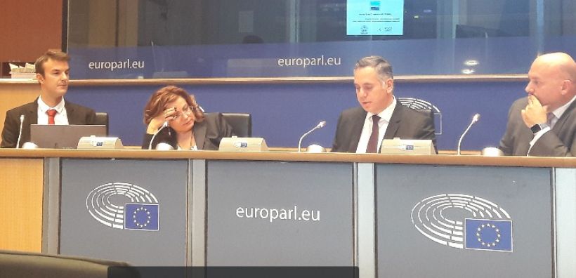 «Ανώμαλη» κατάσταση για την Ελλάδα ο ΕΦΚ σε πρώτη ύλη 