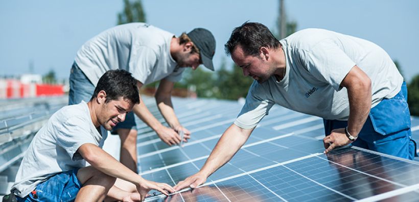 Η Alpiq εξαγοράζει την Helion Solar