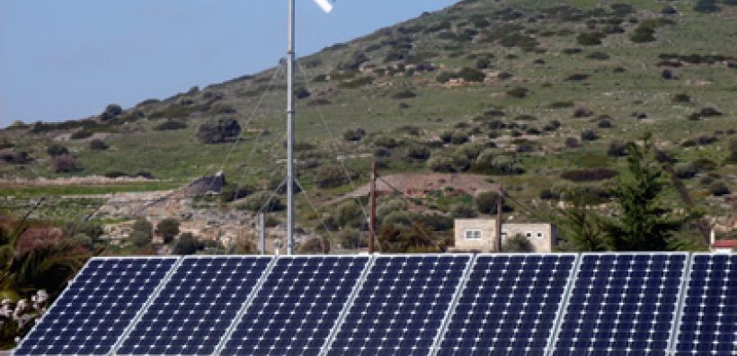 Νέος τύπος φωτοβολταϊκών θερμαίνει αέρα και νερό
