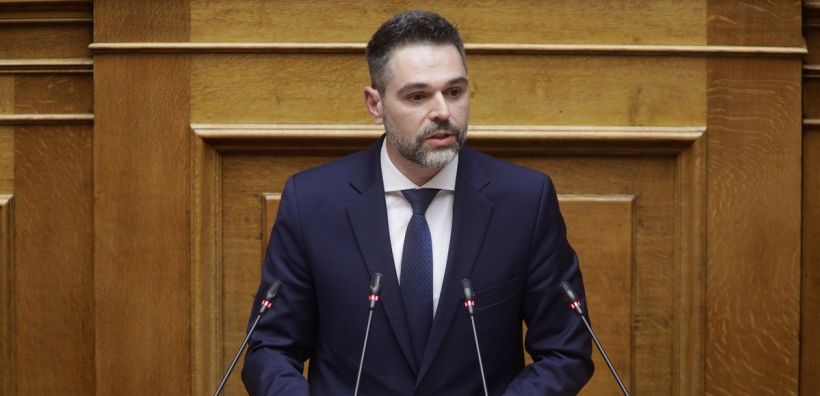 Σαρακιώτης για αγρο-φωτοβολταϊκά: Η Κυβέρνηση εκμηδενίζει κάθε πιθανότητα επιβίωσης του πρωτογενούς τομέα 