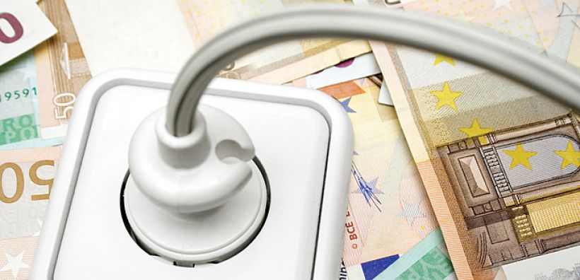 Πράσινο φως για προπληρωμή του ρεύματος από τους δημόσιους φορείς και αξιοποίηση της έκπτωσης 6%