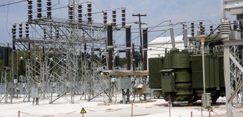 Την εγκατάσταση πλωτού σταθμού LNG στην Κρήτη με καθεστώς «εικονικού αγωγού» μελετάει ο ΔΕΣΦΑ  