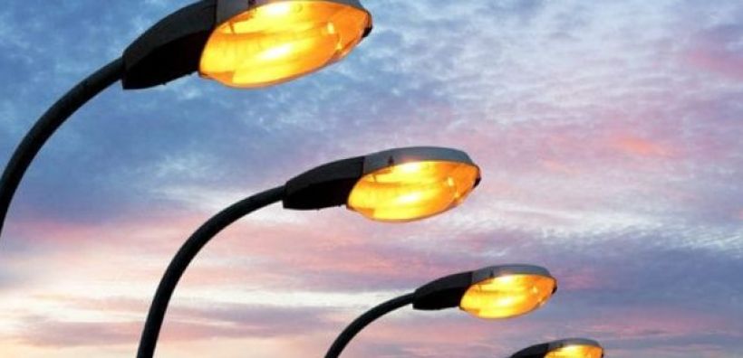 Αντιπαράθεση για το δίκτυο ηλεκτροφωτισμού στο δήμο Σαρωνικού