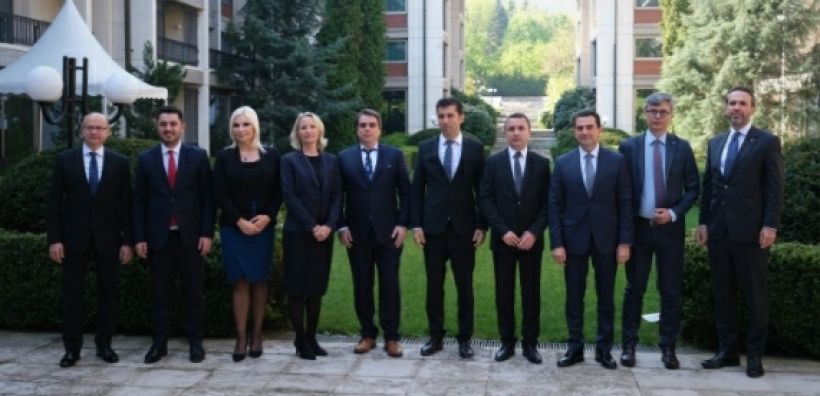 Σκρέκας: Η Ελλάδα πυλώνας ενεργειακής ασφάλειας σε ολόκληρη τη Νοτιοανατολική Ευρώπη - Κοινές αγορές αερίου από ΔΕΠΑ Εμπορίας και Bulgargaz