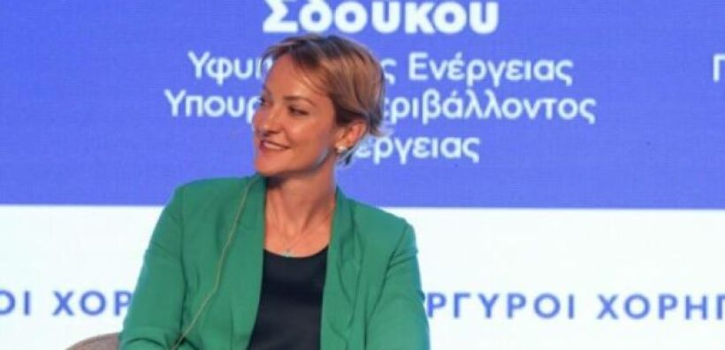 Σδούκου: Θα επιδιώξουμε μια μόνιμη και θεσμική λύση για τις τιμές του ρεύματος μέσα από την ΕΕ