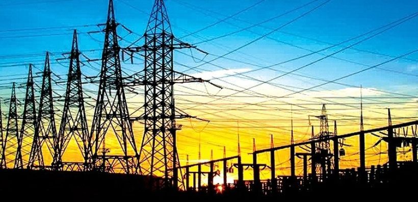 Μίκρυνε η "ψαλίδα" στην ηλεκτροπαραγωγή της Ινδίας - Σημάδια επανάκαμψης