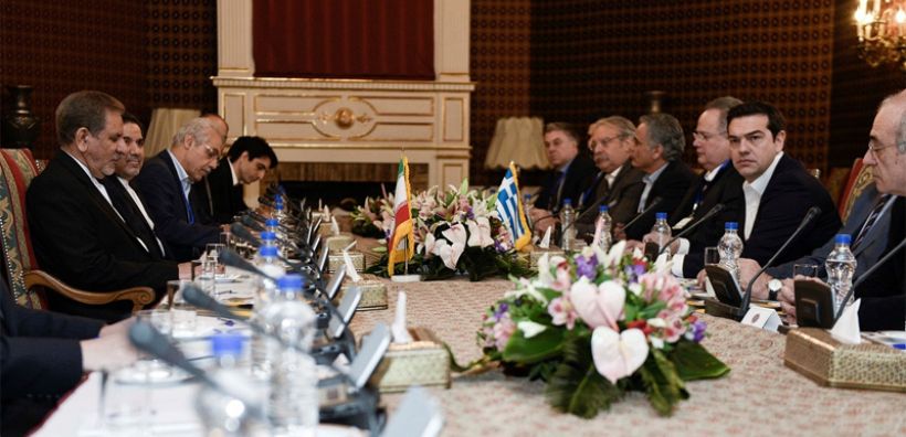 Euobserver: Ενδυναμώνει τις σχέσεις της με τον Ιράν η Ελλάδα