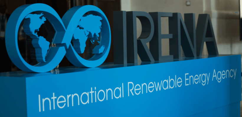 IRENA: Ιστορικό ρεκόρ για τις πράσινες επενδύσεις πέρυσι, αλλά επιβράδυνση στις ΑΠΕ