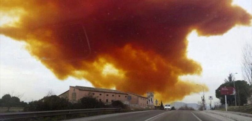 Συναγερμός στη Βαρκελώνη από το τοξικό νέφος - 3 τραυματίες