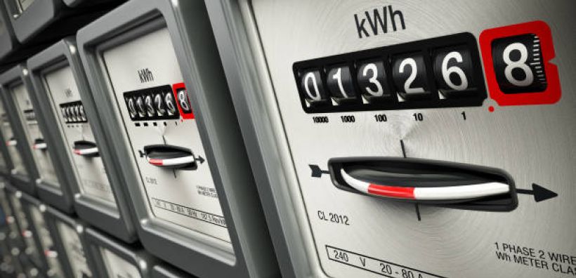 Τέσσερις εκπλήξεις στα κυβερνητικά μέτρα για την επιδότηση ρεύματος – Οι αναδρομικές ενισχύσεις σε μικρές επιχειρήσεις και φοιτητές
