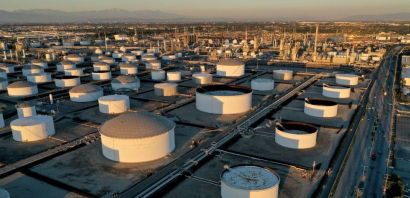 Goldman Sachs: Μειώνει την πρόβλεψή της για το Brent κατά 10 δολ./βαρέλι στο δ' τρίμηνο
