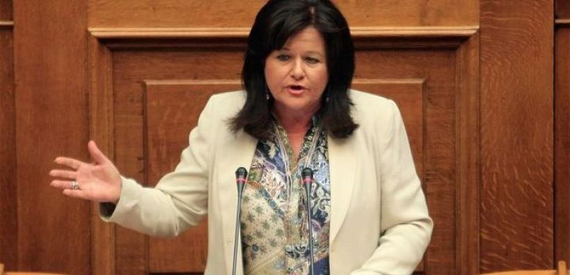 Καφαντάρη: Ηλεκτροκίνηση ναι, αλλά με καθαρή ανανεώσιμη ενέργεια