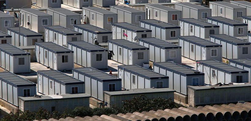 ΕΛΠΕ : Δωρίζουν 75 ειδικά κοντέινερ στον Μουζάλα για πρόσφυγες