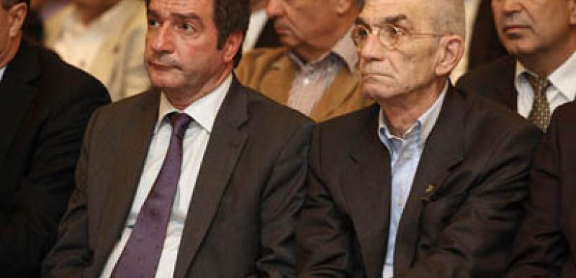 Δεν είναι λύση να πληρώνουν οι δήμοι τους κομμένους λογαριασμούς ρεύματος, λένε οι "5 Δήμαρχοι"