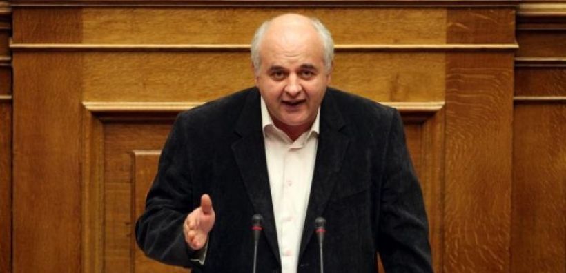 Καραθανασόπουλος (ΚΚΕ): Κατάργηση φόρων σε καύσιμα και ρεύμα για αναχαίτιση της ακρίβειας