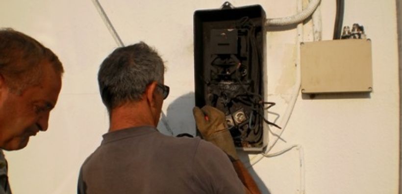 quot;Επιστράτευσηquot; τακτικών καταμετρητών του ΔΕΔΔΗΕ έδωσε λύση στο πρόβλημα με τον εργολάβο σε Κηφισιά-Φιλοθέη