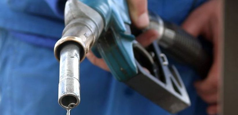Στα ύψη τα καύσιμα στα νησιά - Έως και 1,90 ευρώ το λίτρο έφτασε η αμόλυβδη