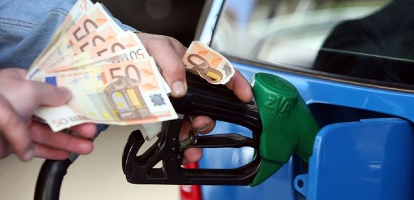 Κερδοσκοπικά παιχνίδια με τις τιμές στα καύσιμα
