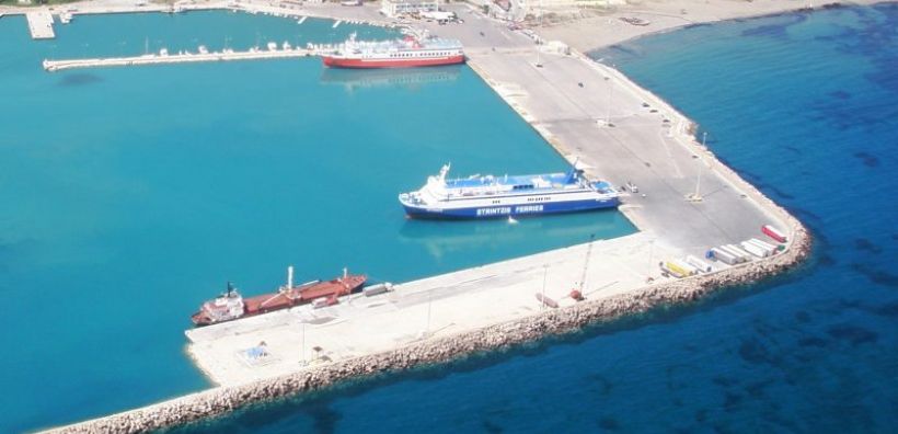 Ολοκληρώνεται η α' φάση ηλεκτροδότησης πλοίων στο λιμάνι της Κυλλήνης