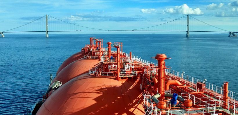 Η ADNOC έχει δαπανήσει 2,7 δισ. δολάρια φέτος για πλοία LNG