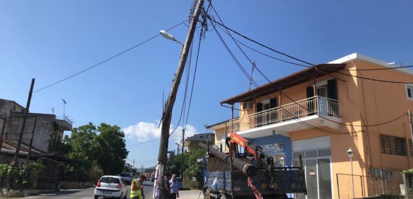 Κέρκυρα: Έσπασε στη μέση κολόνα της ΔΕΗ στου Βρυώνη