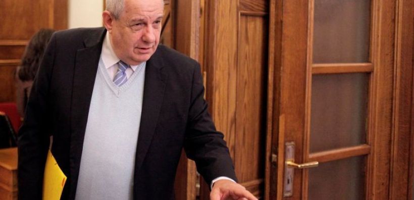 Διυπουργική για τη διαχείριση αποβλήτων στα νησιά του Αιγαίου που δέχονται πρόσφυγες