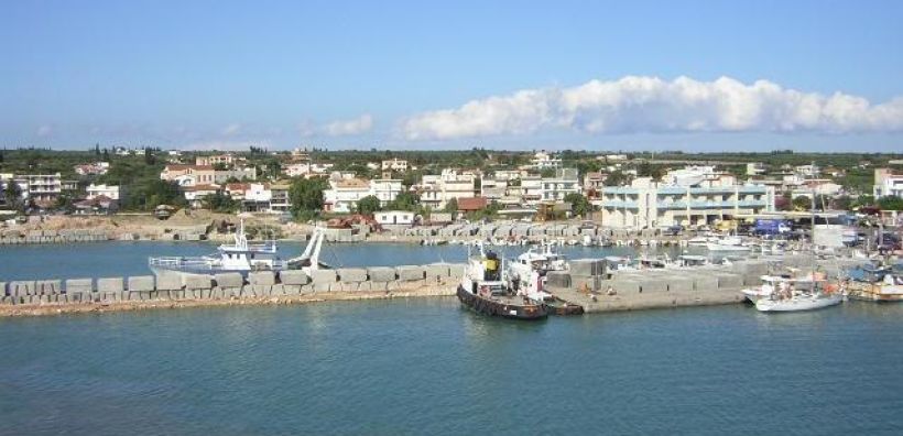Ρεύμα από ηλιακή ενέργεια στα πλοία που ελλιμενίζονται στην Κυλλήνη
