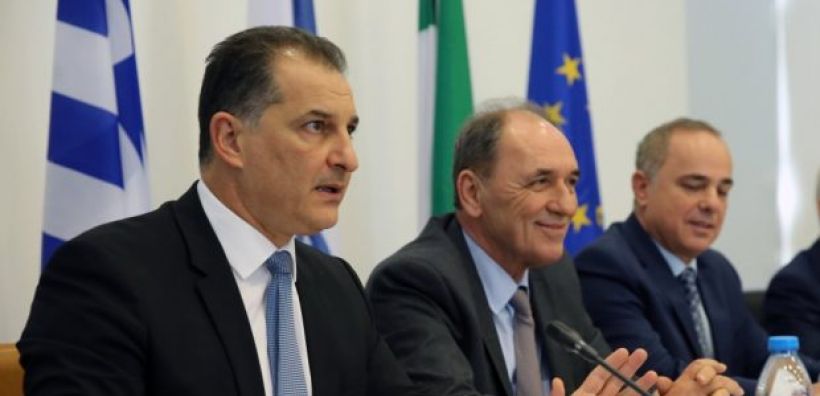 Λακκοτρύπης σε Σταθάκη: Μας ανησυχούν οι εξελίξεις για τη διασύνδεση της Κρήτης - Απειλείται η διασύνδεση της Κύπρου
