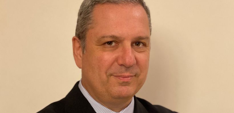 Λαδακάκος: Τα φωτοβολταϊκά της μέσης τάσης πρέπει να αποζημιώσουν τους παραγωγούς ΑΠΕ που δέχονται περικοπές