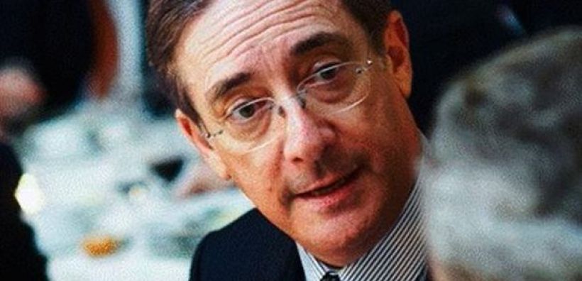 Β. Κώτσης: Γιατί ο όμιλος Λάτση αύξησε το ποσοστό του στα ΕΛΠΕ